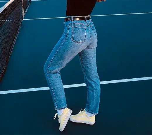 Women’s straight-leg faded jeans