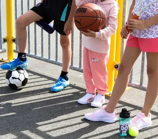 Kindersportschuhe für den Schulanfang