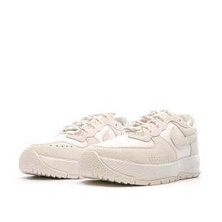 Baskets Beiges/Blanches Femme Nike Air Force 1 Wild vue 0