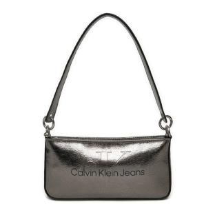 Sac à main Argenté Femme Calvin Klein Jeans Sculpted pas cher