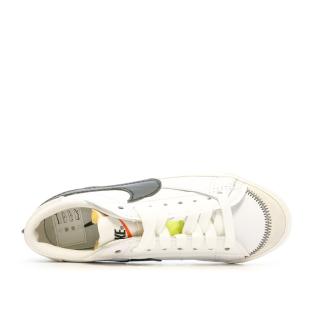 Baskets Blanches/Noir Mixte Nike Blazer Low 77 Jumbo vue 0