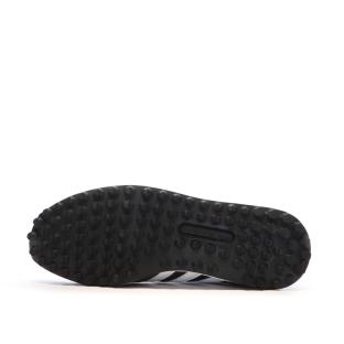 Baskets Kakis Homme Adidas La Trainer vue 5