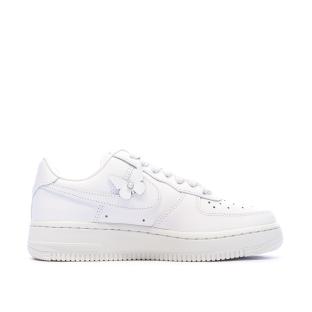 Baskets Blanche Femme Nike Air Force 1 Low Butterfly vue 0