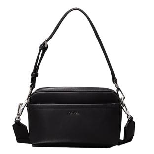 Sac à Main Noir Femme Calvin Klein Jeans Ck Must Convertible pas cher