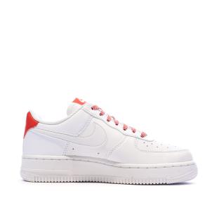 Baskets Blanches/Rouge Mixte Nike Air Force 1 07 vue 2