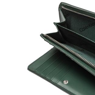 Portefeuille Vert Femme Calvin Klein Jeans Daily vue 2