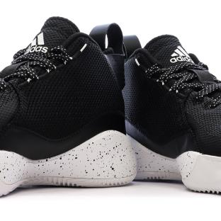 Chaussures de basketball Noires Homme Adidas Rose vue 0