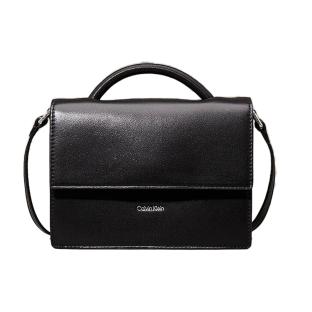 Sac à Main Noir Femme Calvin Klein Jeans Handle pas cher