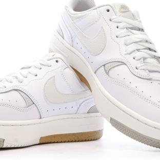 Baskets Blanches/Beiges Femme Nike Gamma vue 0