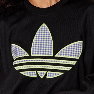 Adidas Women's Black Oversized Shamrock Sweatshirt Photo of the Espace des Marques %store% store - view of %key%