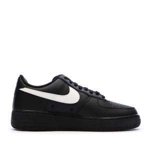 Baskets Noires Homme Nike Air Force 1 '07 vue 0