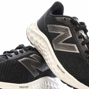 Schwarze Damen-Laufschuhe New Balanc Arishi Ansicht 0