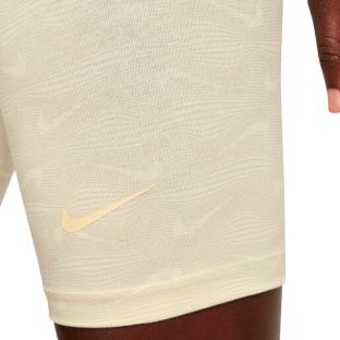 Short Legging Ecru Femme Nike Aop Print vue 3