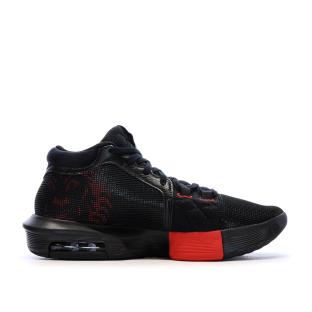Chaussures de basketball Noires/Rouges Homme Nike Lebron vue 2