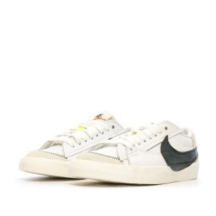 Baskets Blanches/Noir Mixte Nike Blazer Low 77 Jumbo vue 0
