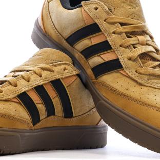 Baskets Marron Adidas Tyshawn vue 0