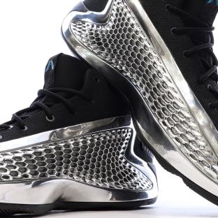 Chaussures de basketball Noires Homme Adidas Anthony vue 0