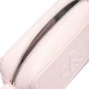 Rosa Umhängetasche für Damen von Calvin Klein Jeans „Bold Ck Camera“ Ansicht 0