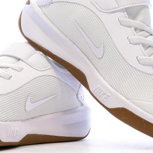 Baskets Blanches Fille Nike Omni Multi-court vue 7