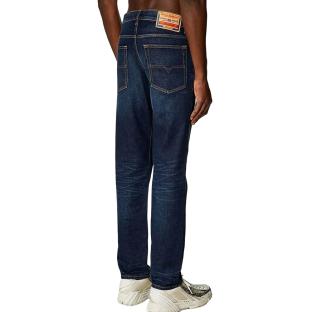 Dunkelblaue Herrenjeans von Diesel 2023, Modell „Finitive“ Ansicht 0