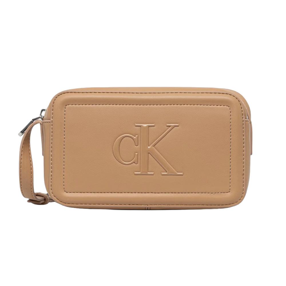 Camel-Umhängetasche für Damen von Calvin Klein Jeans „Bold Camera“ günstig