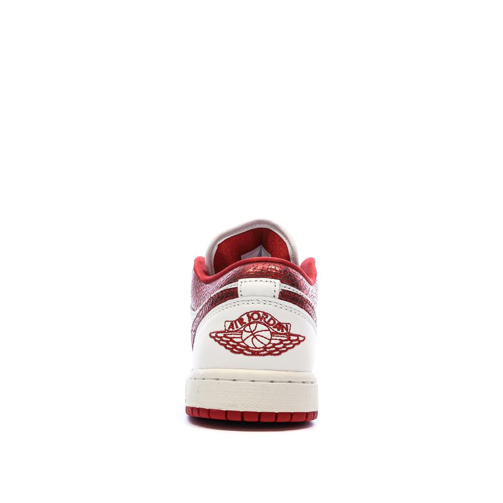 Baskets Blanc/Rouge Femme Nike Air Jordan 1 Low vue 3