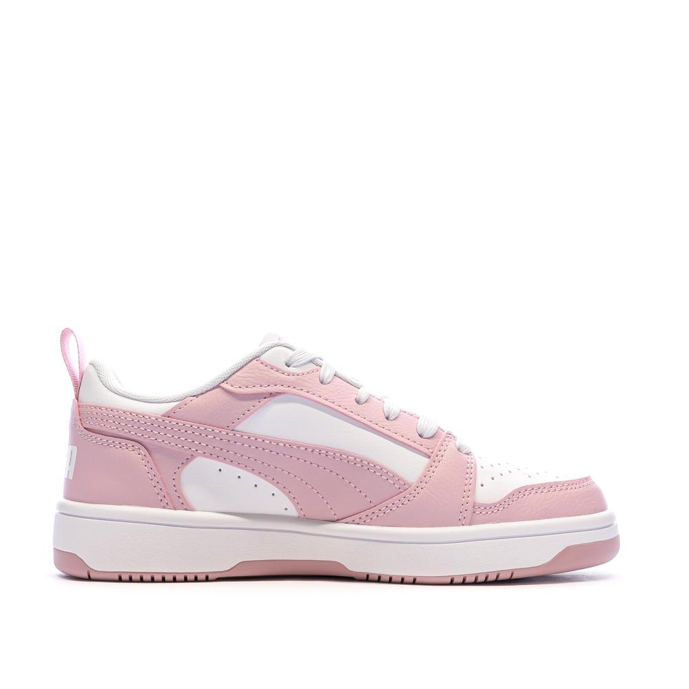 Puma Rebound V6 Low Sneaker für Damen in Weiß/Pastellrosa Ansicht 2