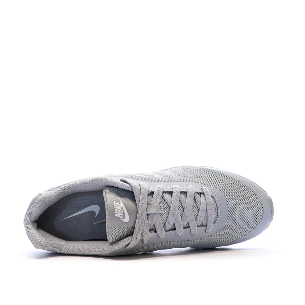 Baskets Grises Homme Nike Air Max Invigor vue 4