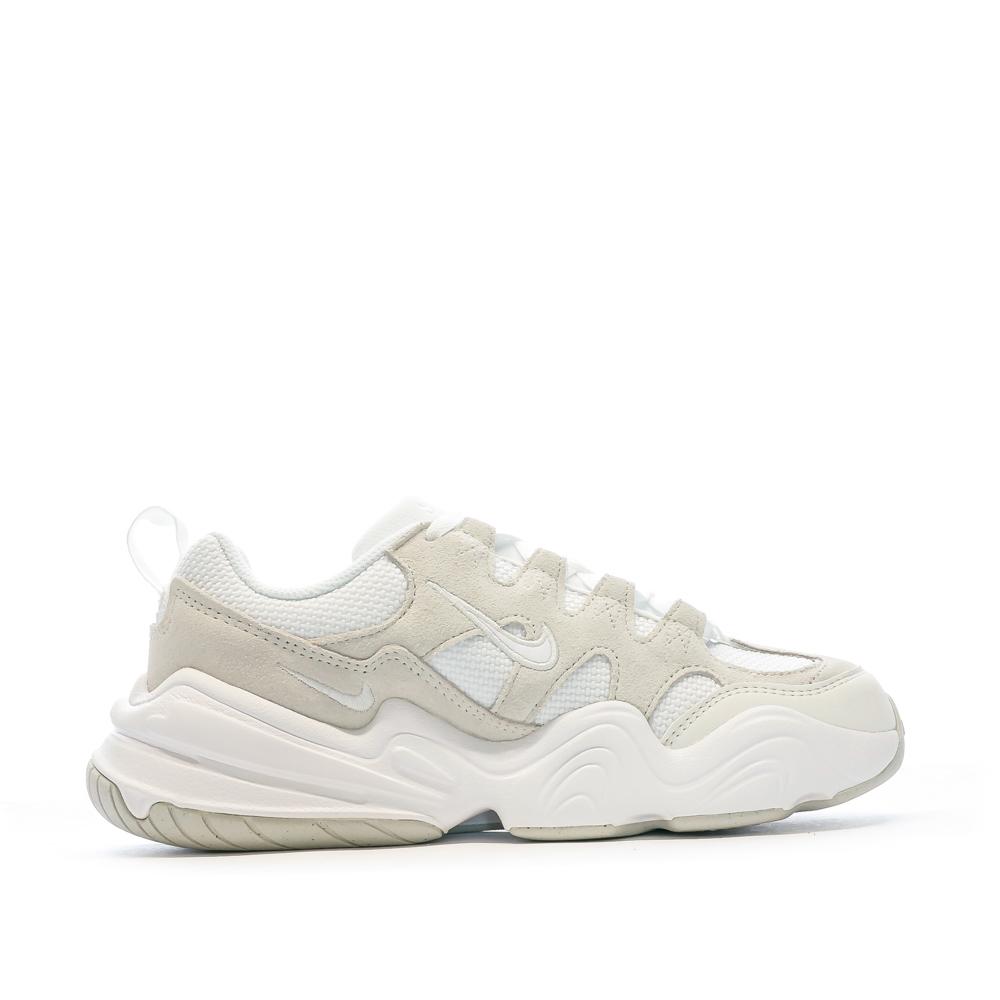 Baskets Blanches/Beige Femme Nike Hera vue 2