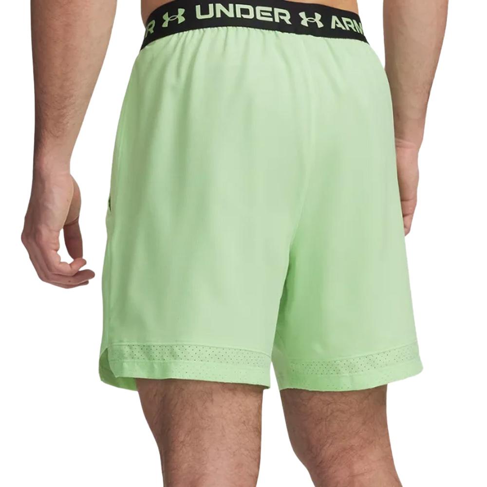 Pantalones cortos de running verdes/negros para hombre Under Armour Vanish Woven 13737180 ver 2