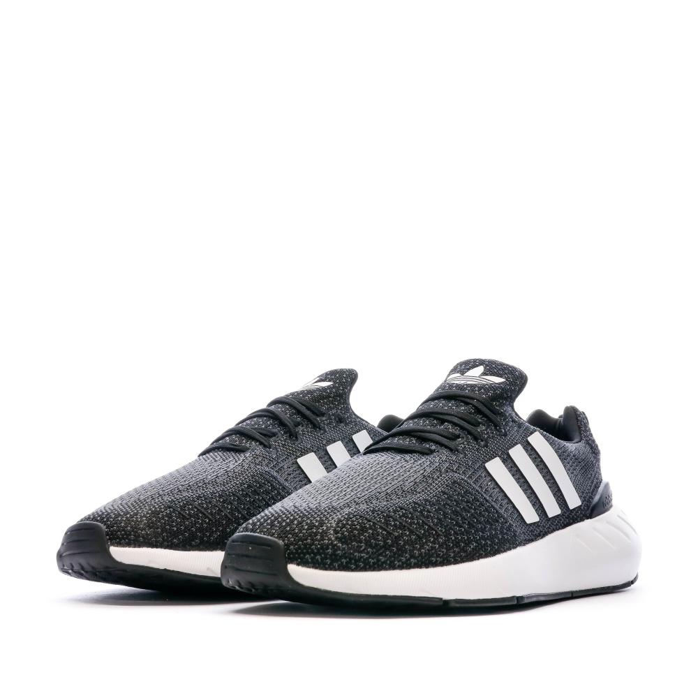 Baskets Gris/Noir Homme Adidas Swift Run 22 vue 6