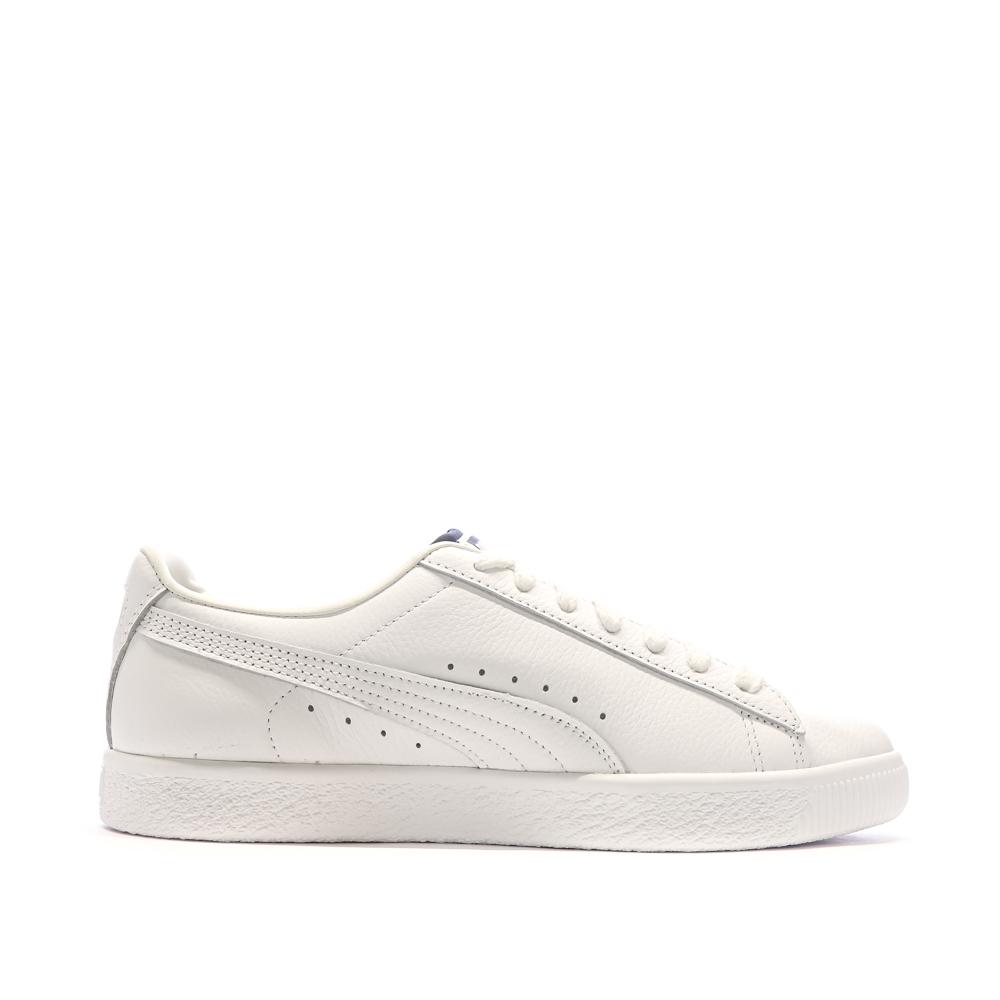 Baskets Blanches Femme Puma Clyde Varsity vue 2