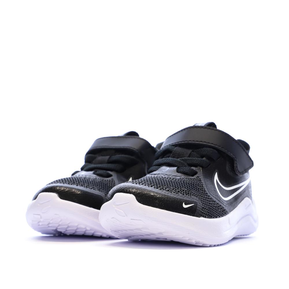 Baskets Noir Garçon Nike Cosmic Runner 2026 vue 6