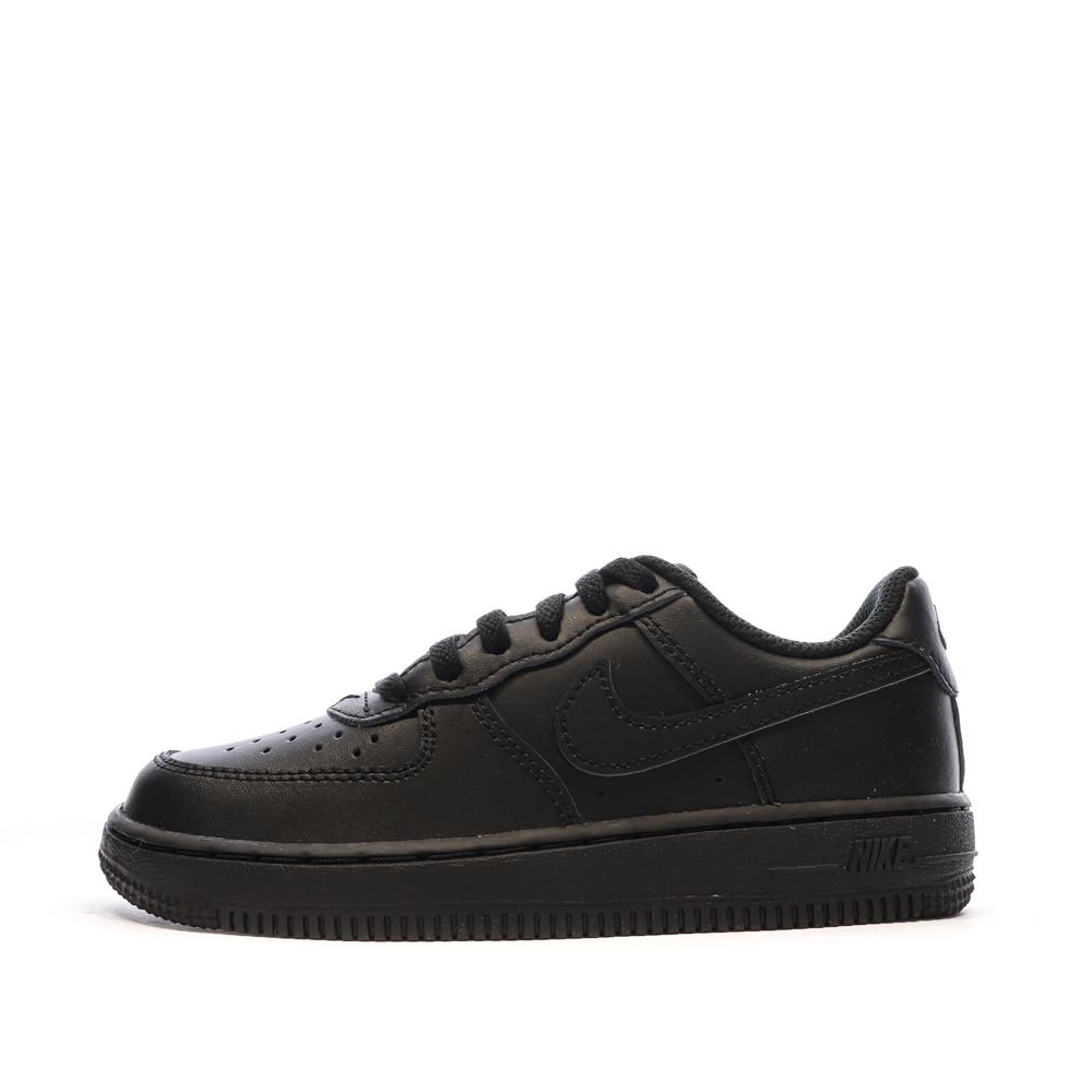 Baskets Blanches Noires Nike Force 1 pas cher
