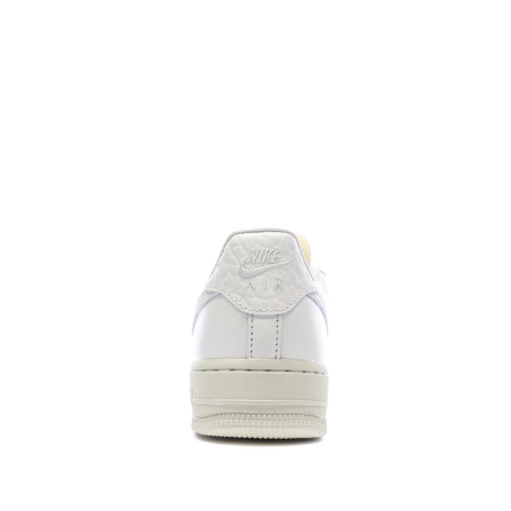 Baskets Blanches Femme Nike Air Force 1 Low vue 3