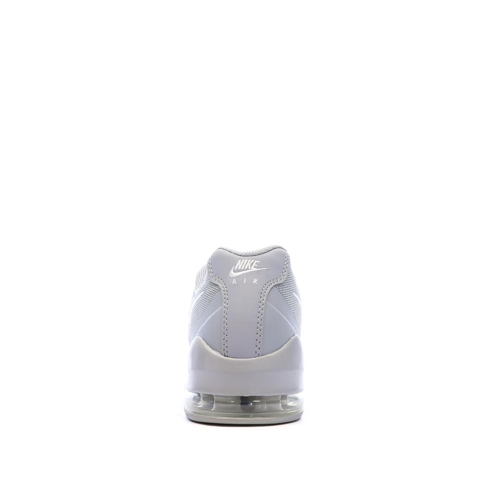 Baskets Grises Homme Nike Air Max Invigor vue 3