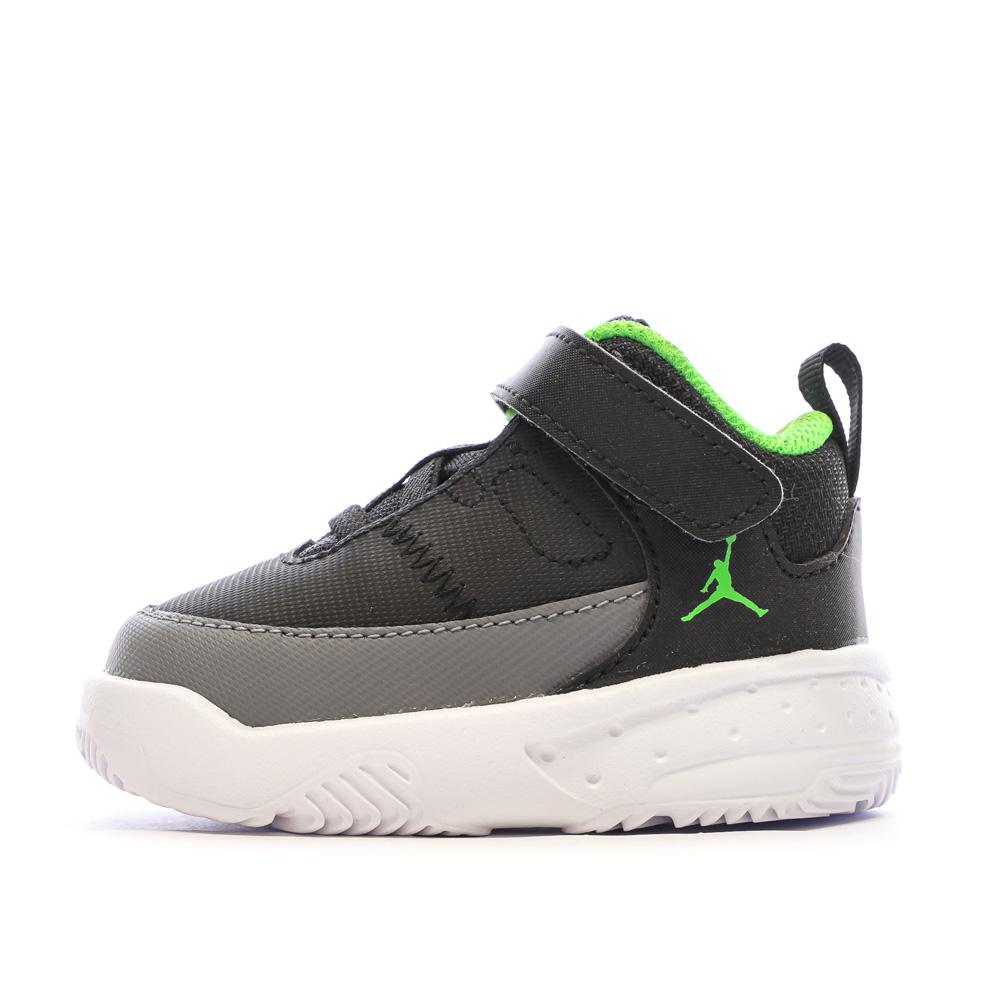 Baskets Noir/Vert Garçon Nike Jordan Max Aura 3 pas cher