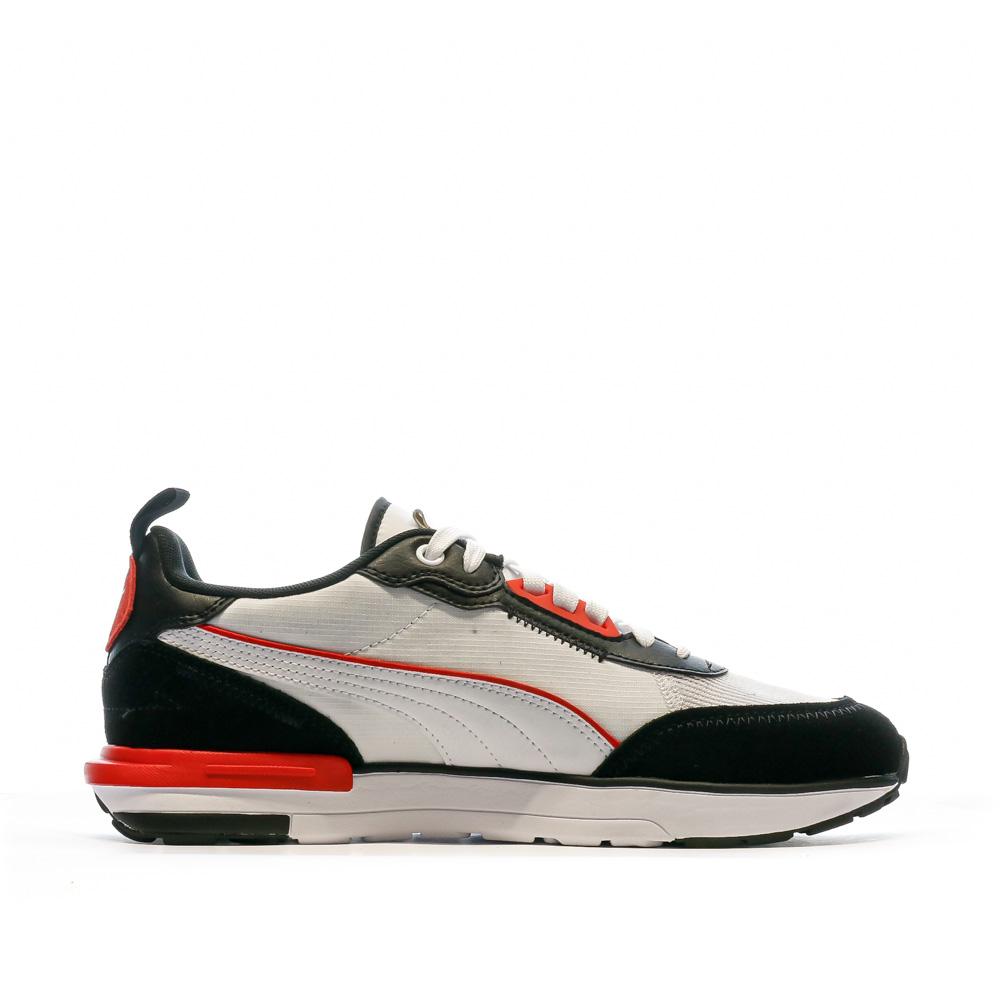 Baskets Blanches/Rouge Homme Puma Puma R22 vue 2