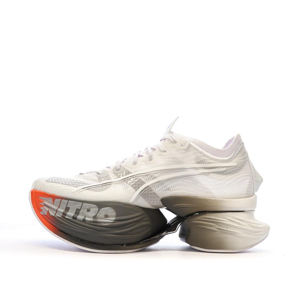 Chaussures de Running Blanches Mixte Puma Fastroid Nitro pas cher