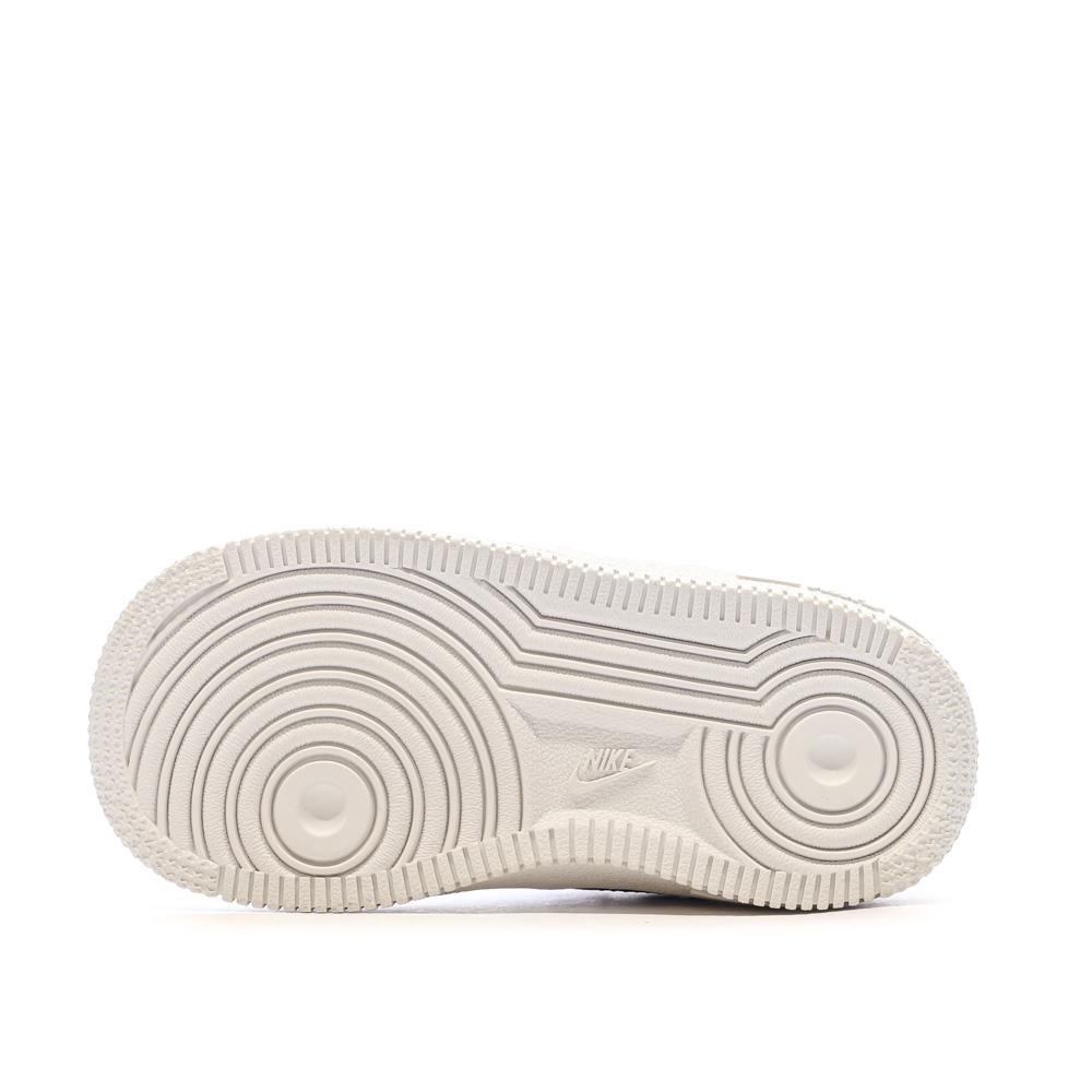 Baskets Blanche/Jaune Fille Nike Force 1 Lv8 vue 5