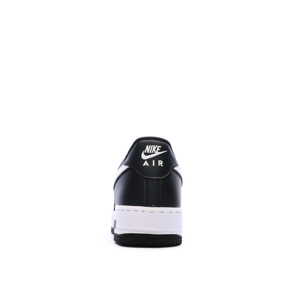 Baskets Noires/Blanches Homme Nike Air Force 1 one vue 3