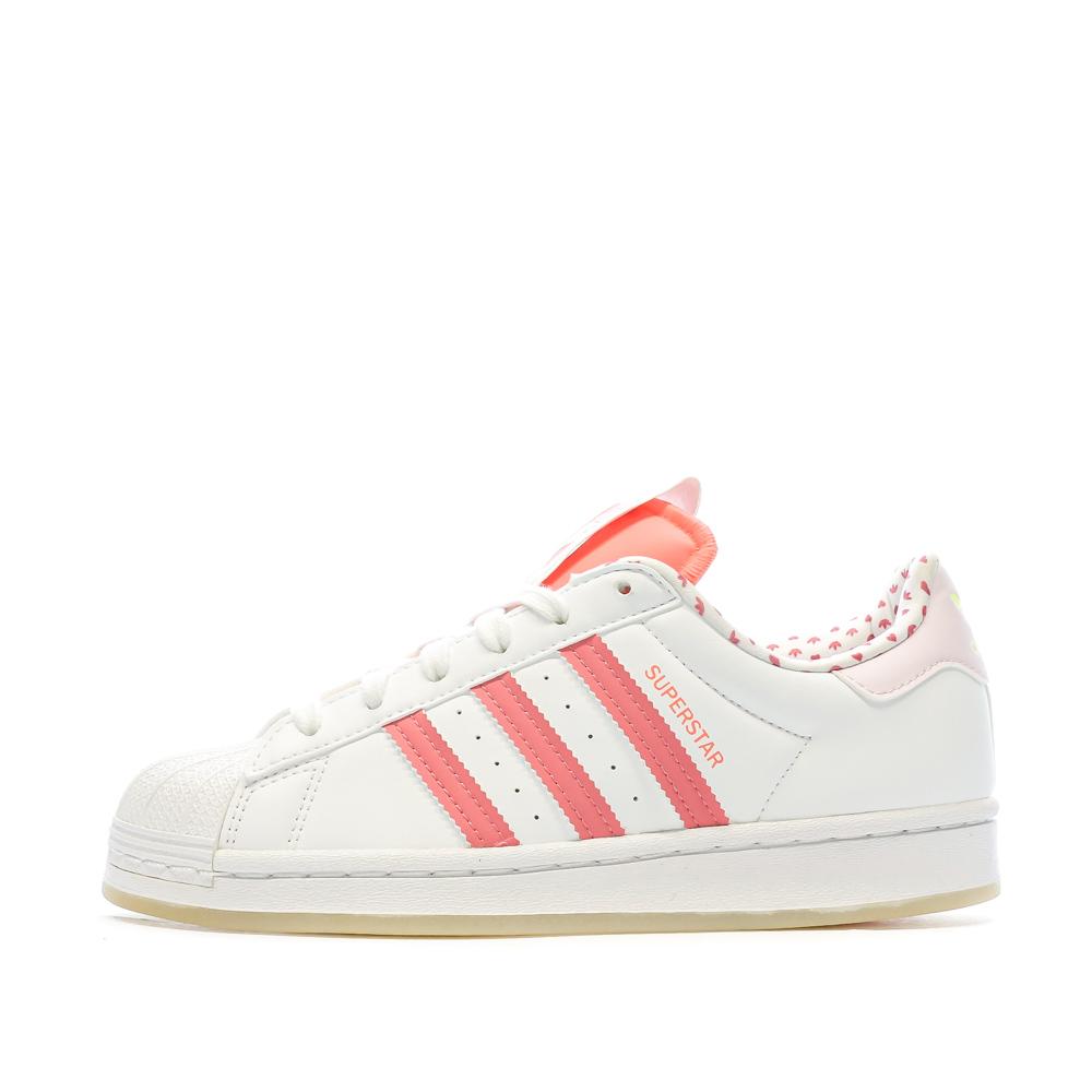 Baskets Blanche/Rose Fille Adidas Superstar J pas cher