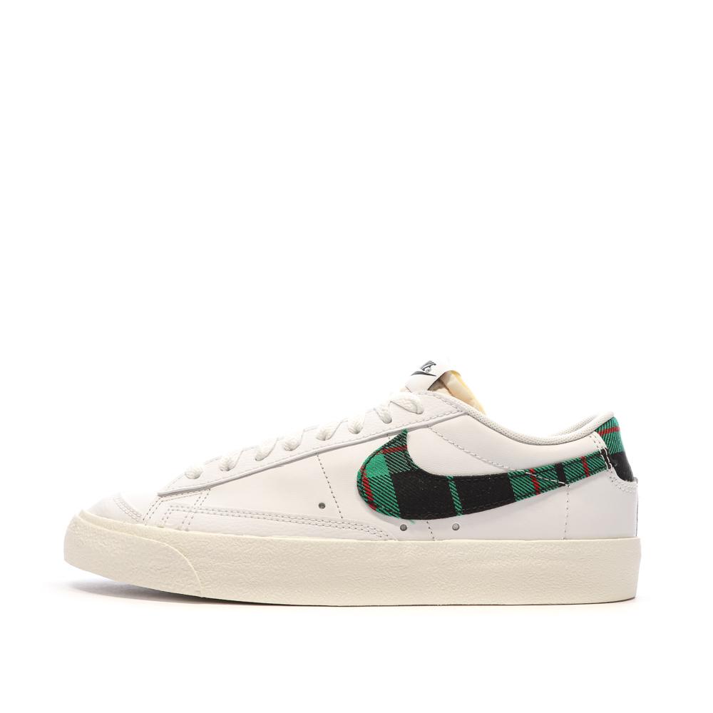 Baskets Blanches Homme Nike Blazer Low '77 PRM pas cher