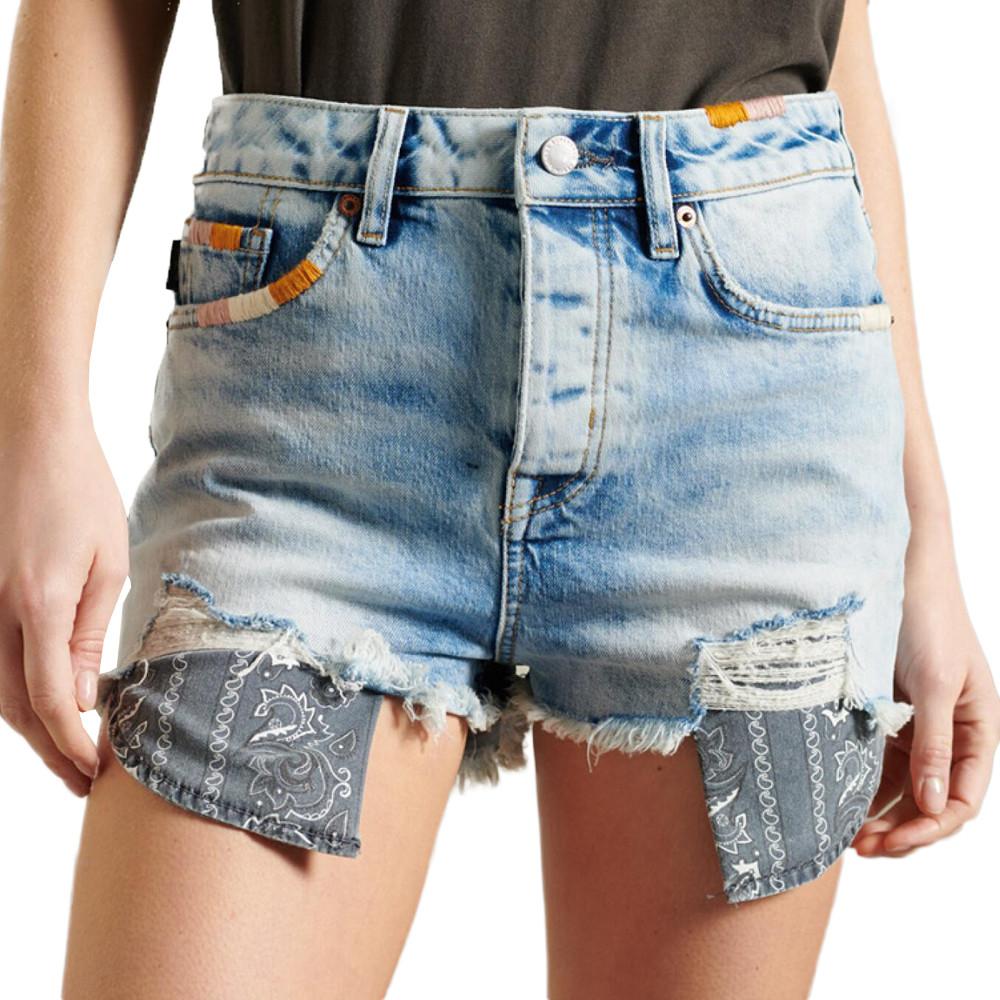 Short en Jean Bleu clair Femme Superdry Skinny Hot pas cher