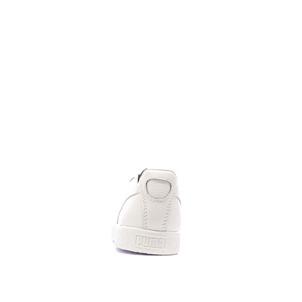 Baskets Blanches Femme Puma Clyde Varsity vue 3
