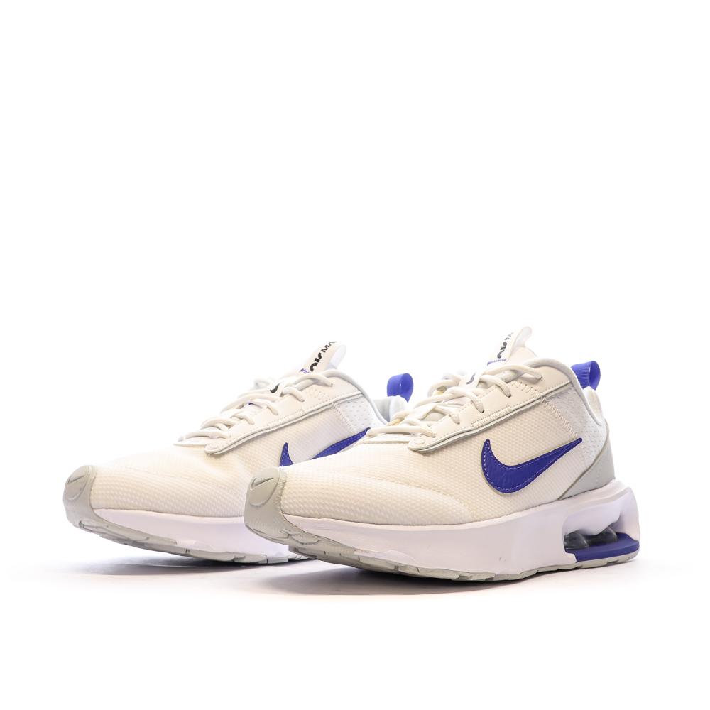Baskets Blanches/Violettes Femme Nike Intrlk vue 6