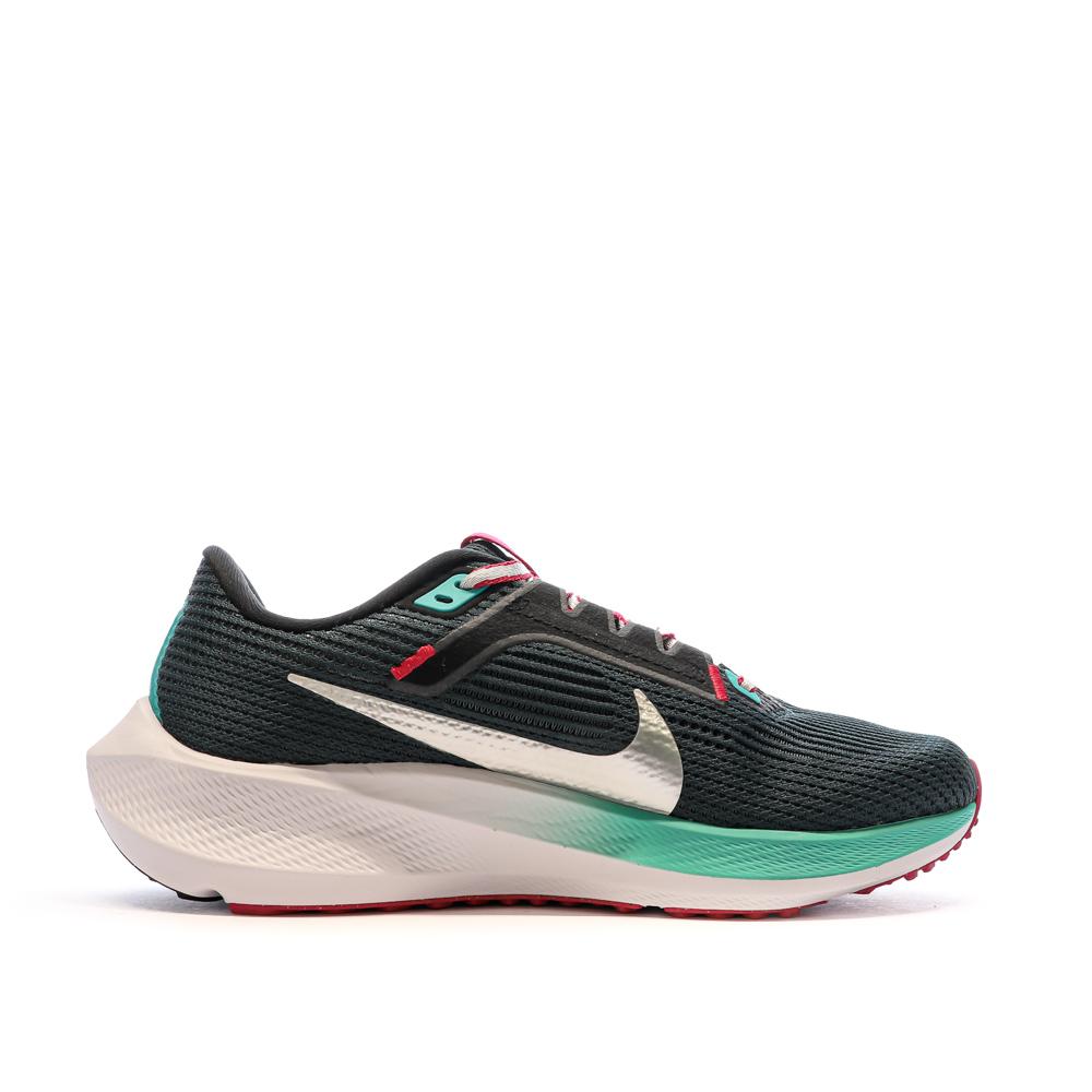 Chaussures de running Noires/Blanches Femme Nike Pegasus vue 2