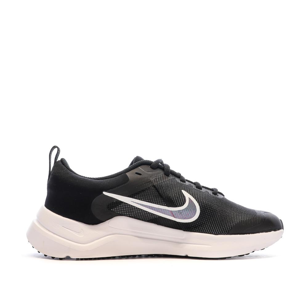 Chaussures de Running Gris/Rose Femme Nike Downshifter 12 vue 2