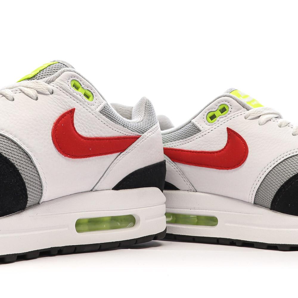 Baskets Blanches/Grises/Noires/Rouges Homme Nike Air Max 1 vue 7
