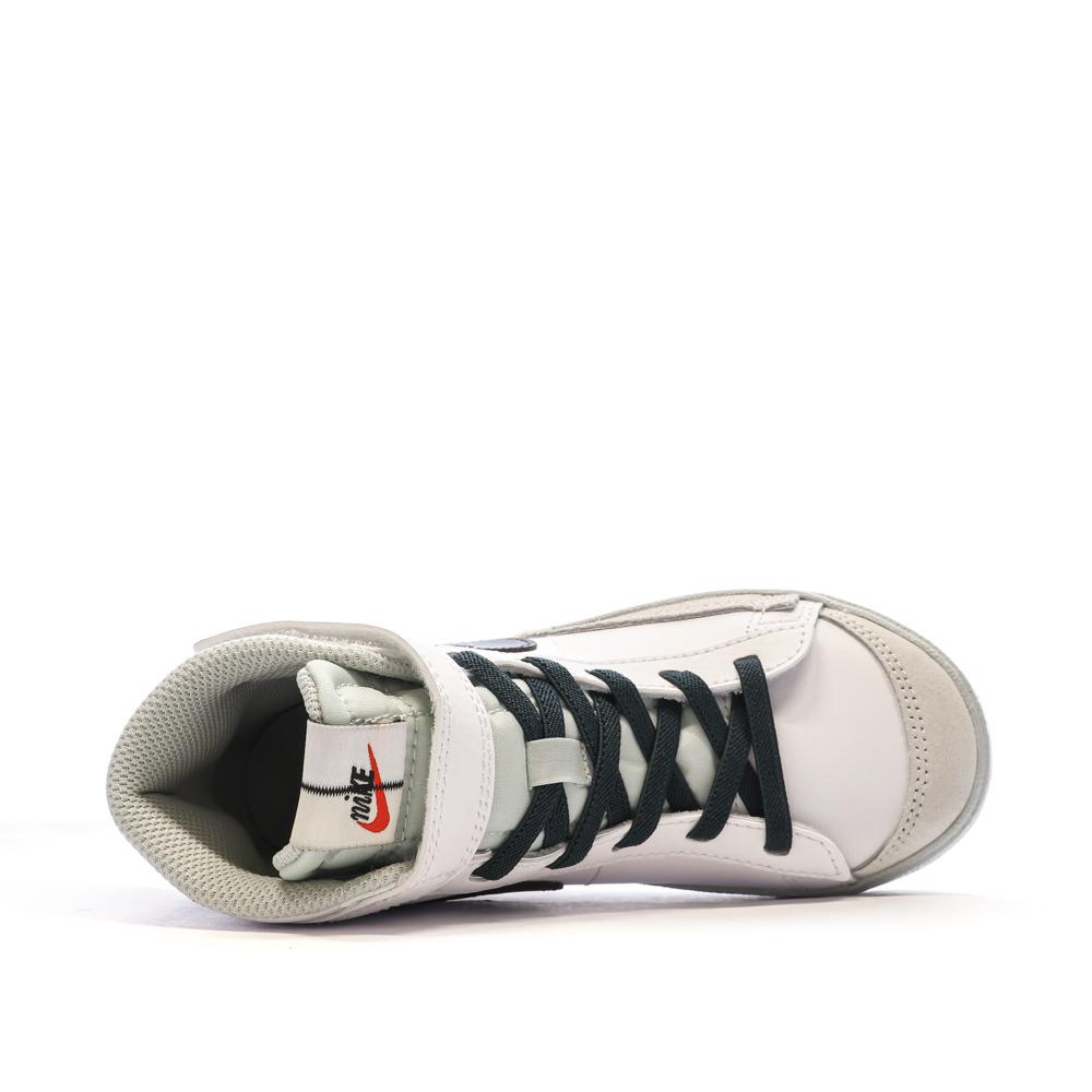 Baskets Blanches Garçon Nike Blazer Mid 77 vue 4